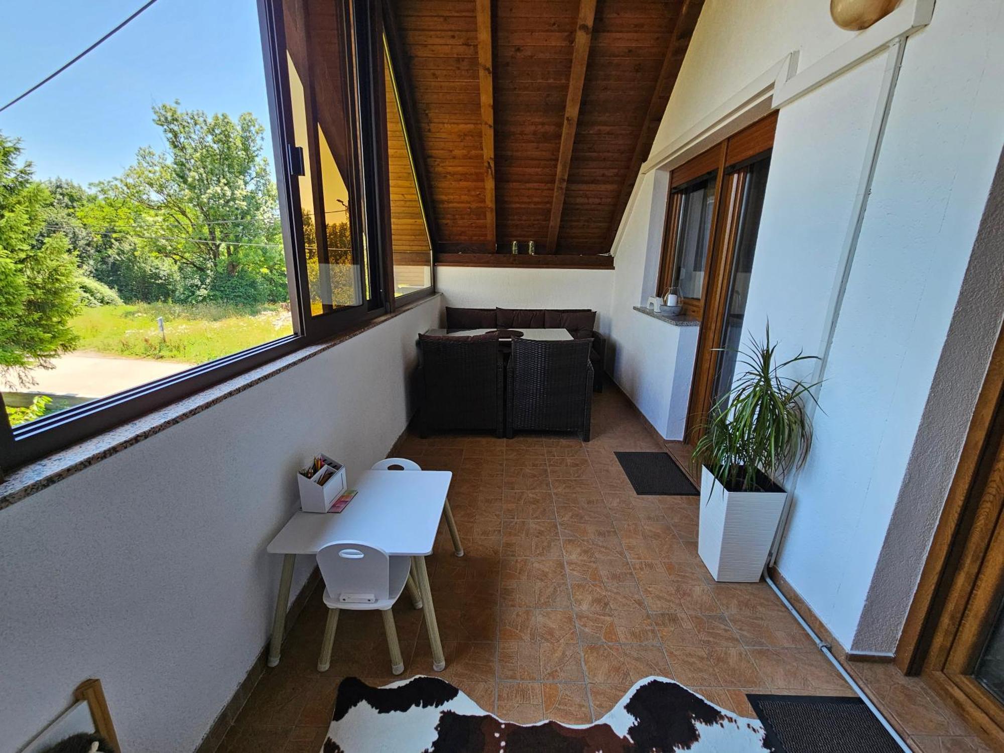 Apartment Majetic Gornji Vaganac エクステリア 写真