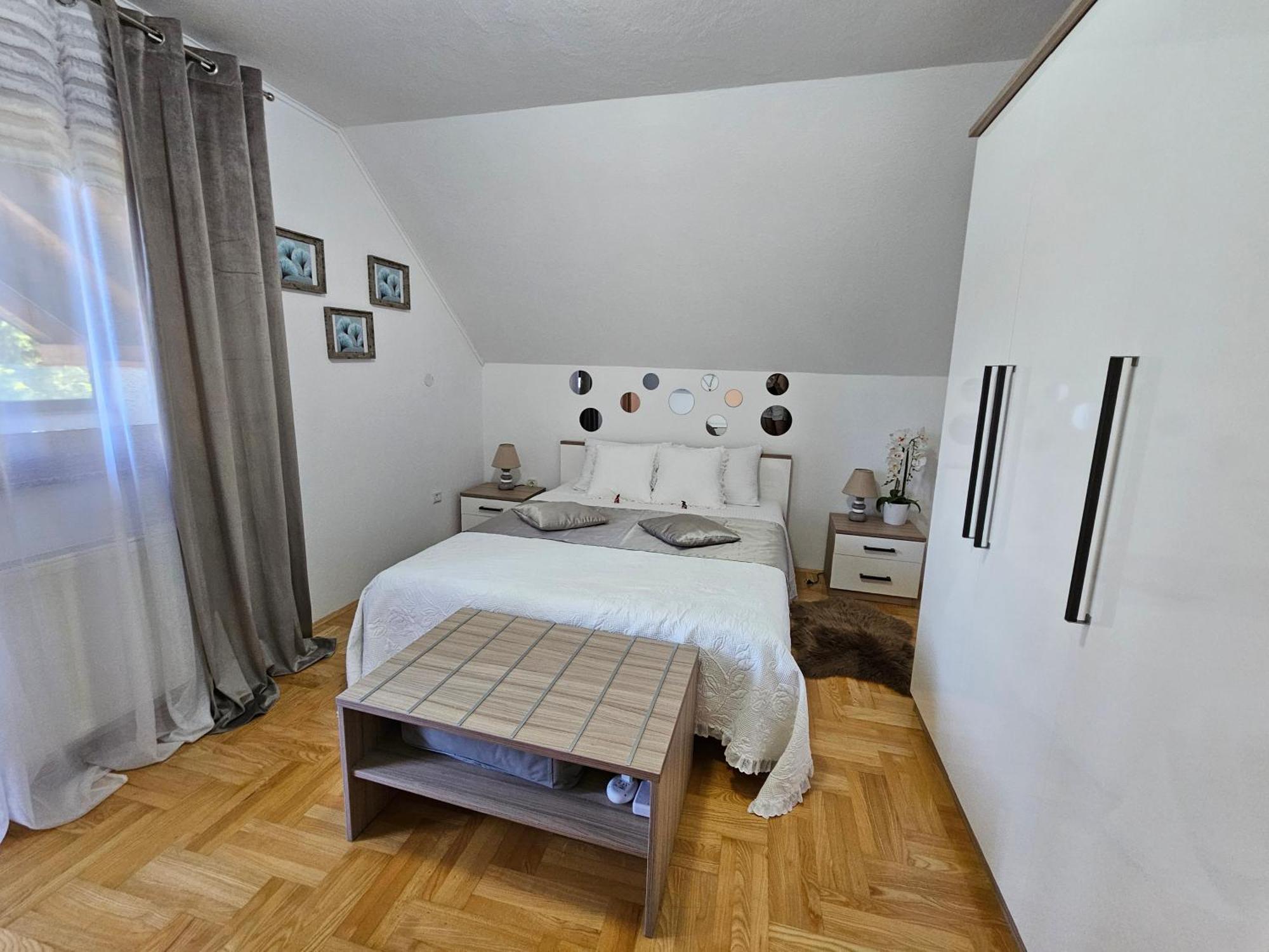Apartment Majetic Gornji Vaganac エクステリア 写真