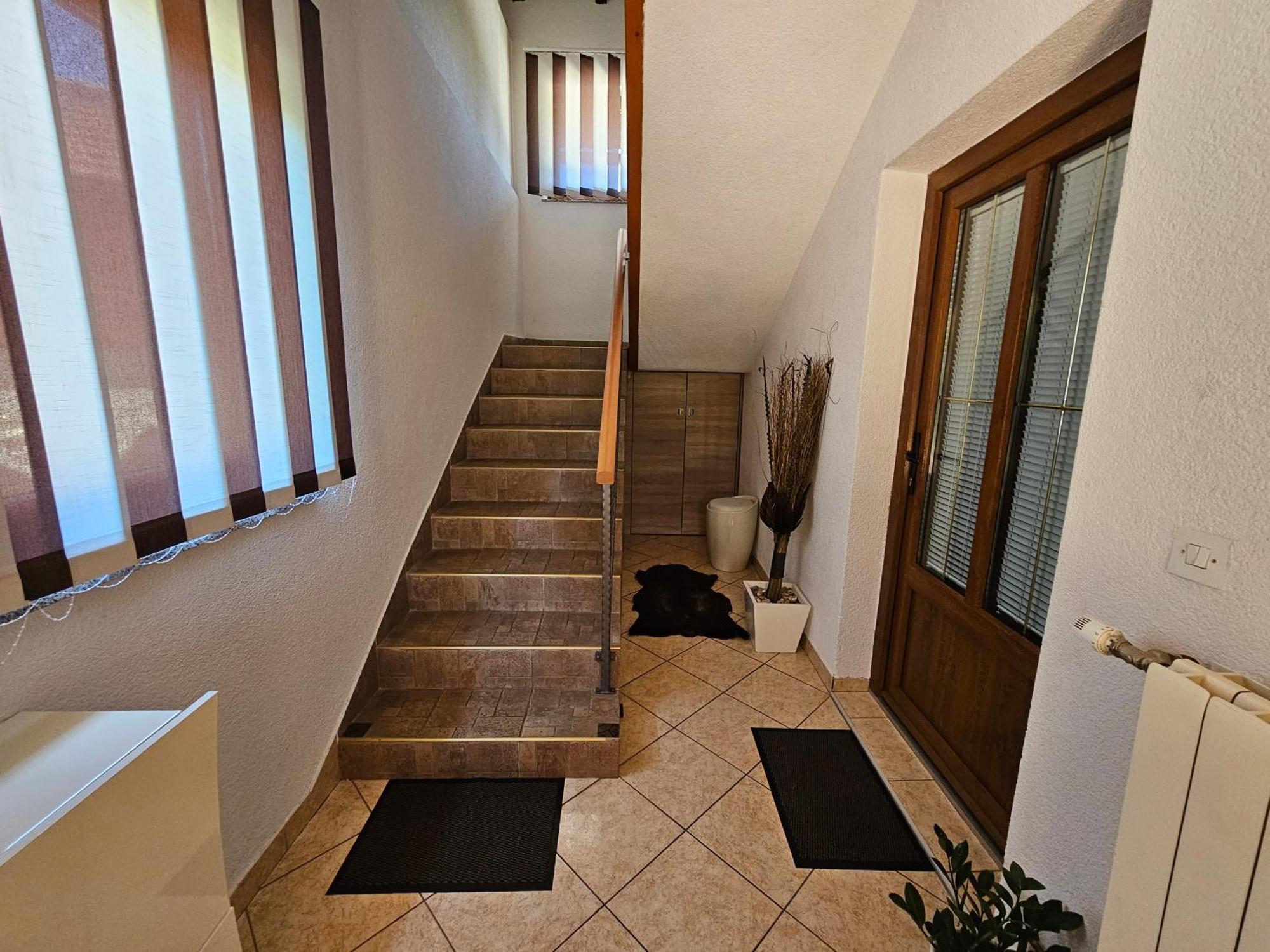 Apartment Majetic Gornji Vaganac エクステリア 写真