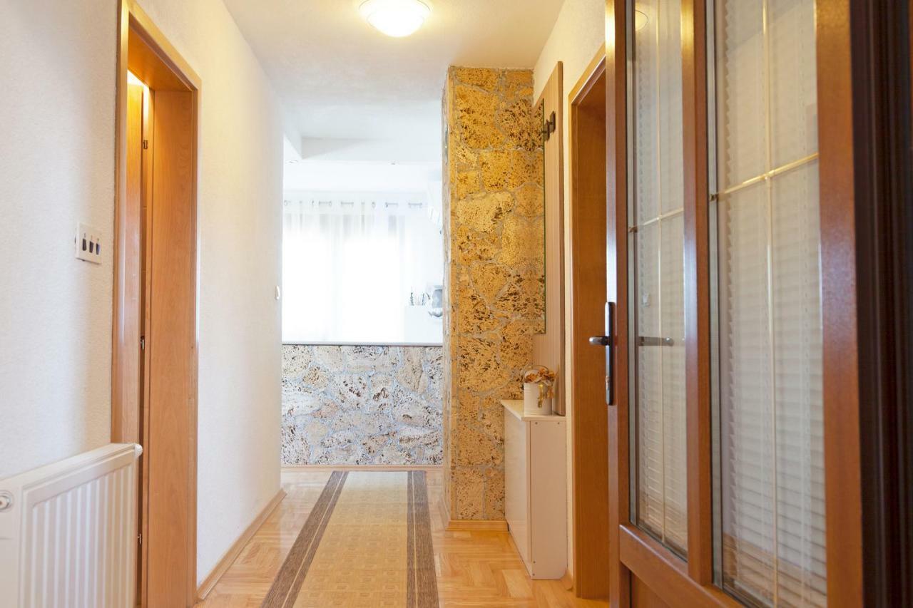 Apartment Majetic Gornji Vaganac エクステリア 写真